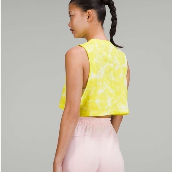 Lululemon All Yours Cropped Cotton Tank 
Marmoleado / Highlight‎ Yellow size 8 - Picture 3 of 11